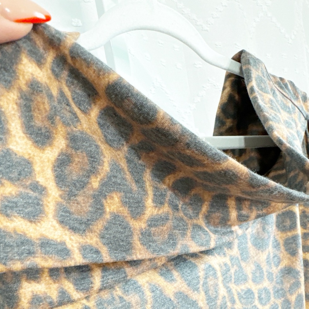 🥈 498. Lucky & Blessed Leopard Drape Top Fold Over Off-Shoulder Oversized 3X - Picture 3 of 6